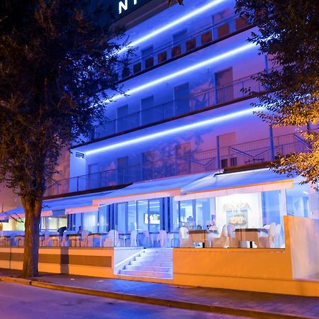 Hotel Ninfea קאטוליקה מראה חיצוני תמונה