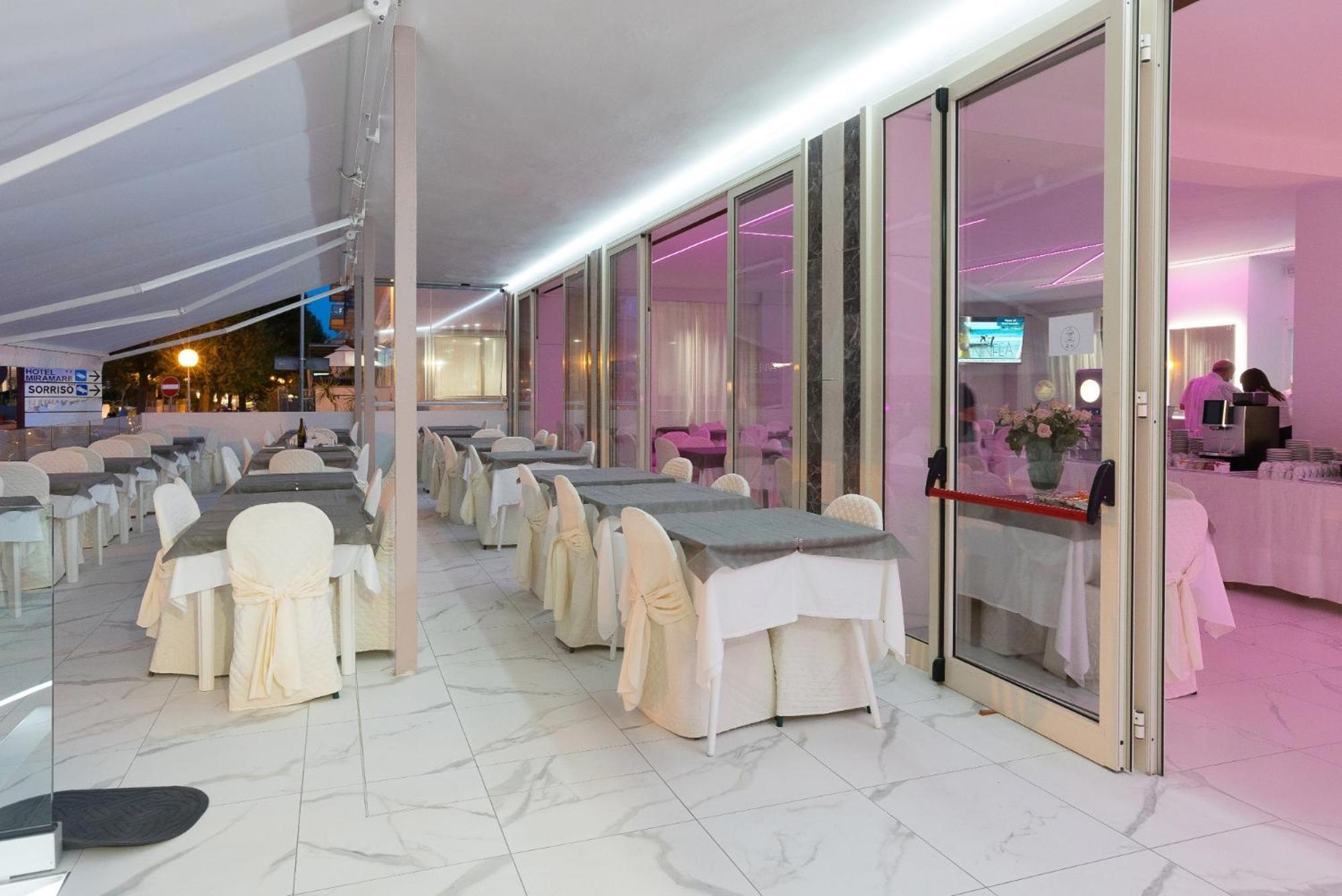Hotel Ninfea קאטוליקה מראה חיצוני תמונה