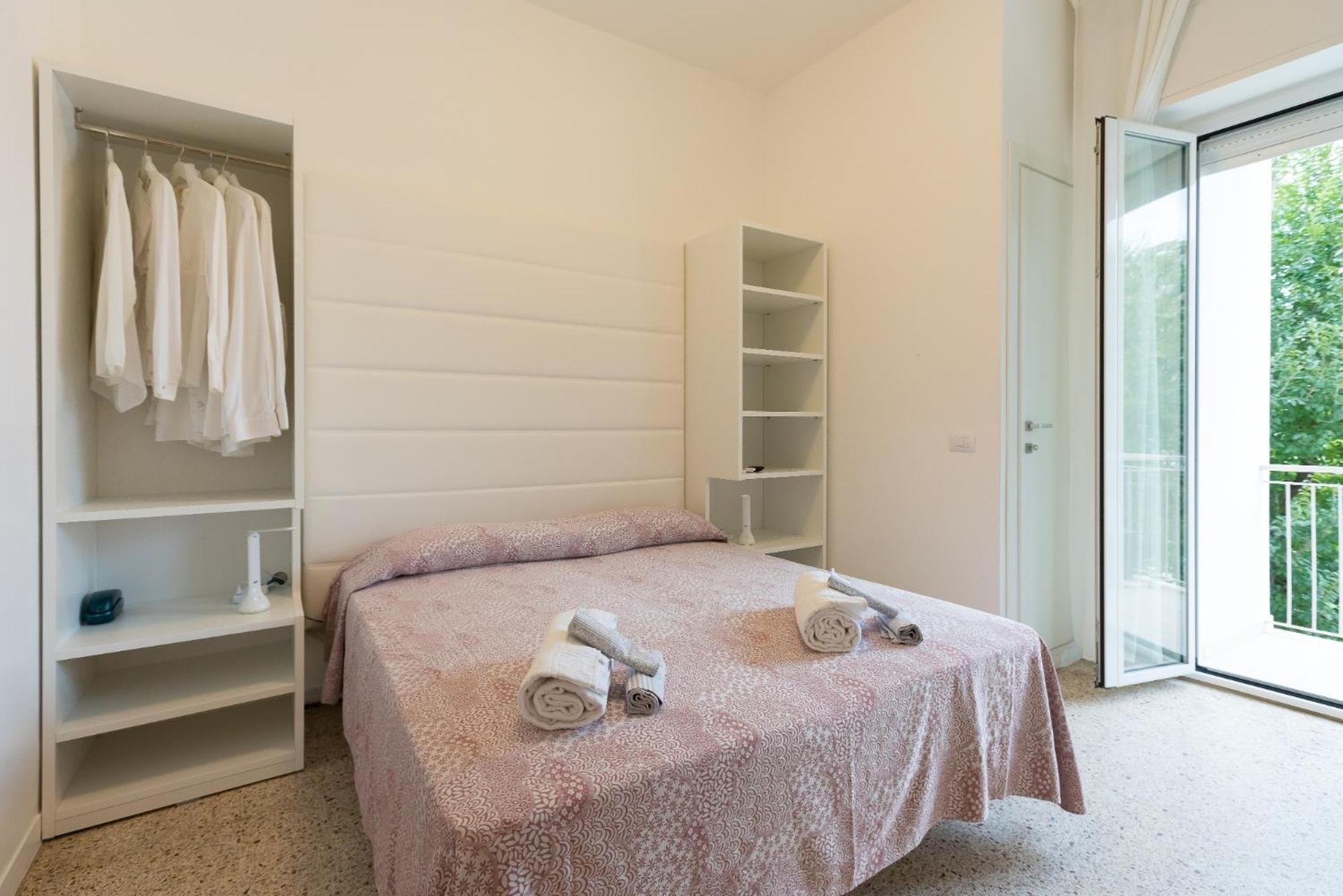 Hotel Ninfea קאטוליקה מראה חיצוני תמונה