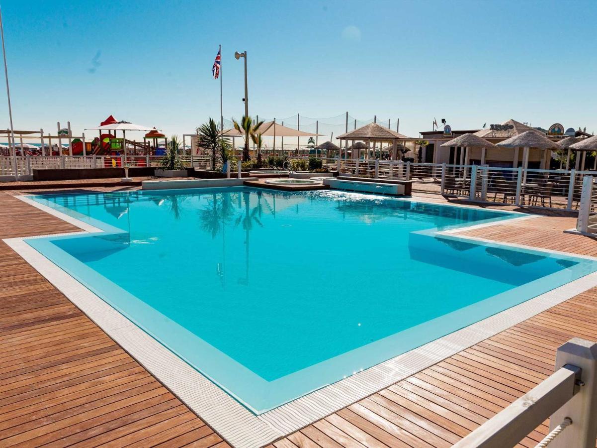 Hotel Ninfea קאטוליקה מראה חיצוני תמונה